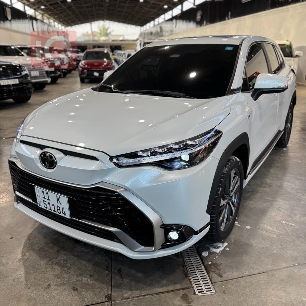 تۆیۆتا فرۆنتلاندەر